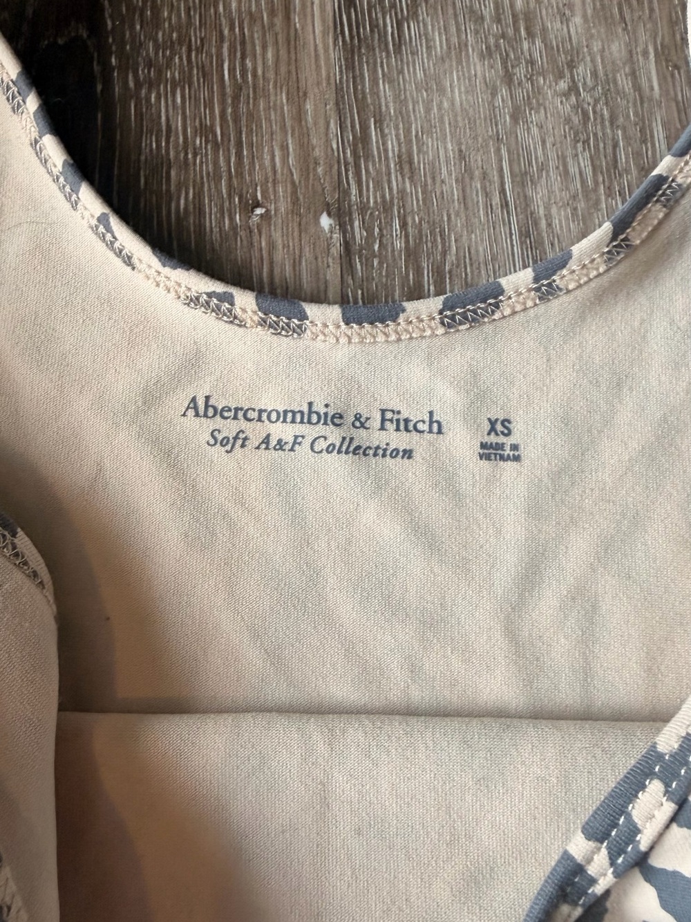 Abercrombie & Fitch Beige and Gray Leopard Print Bodysuit - Picture 3 of 4